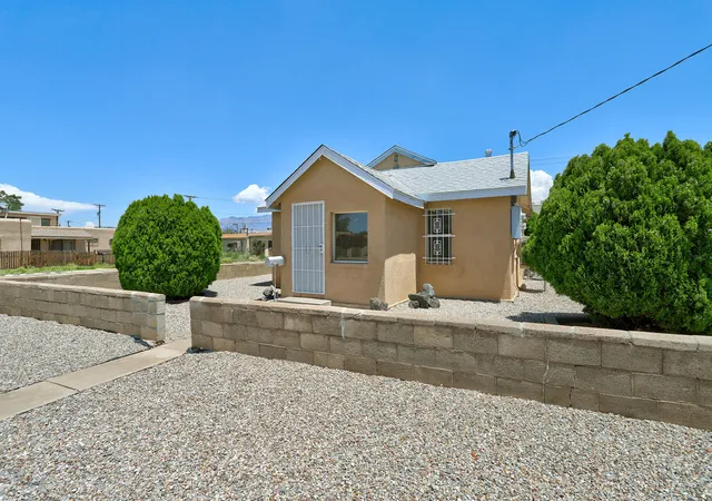Photo 3 of Single family home for sale at 4524 5th Street Nw, Albuquerque, NM 87107 | MLS# 1110290 | Listing updated on 2026-09-04