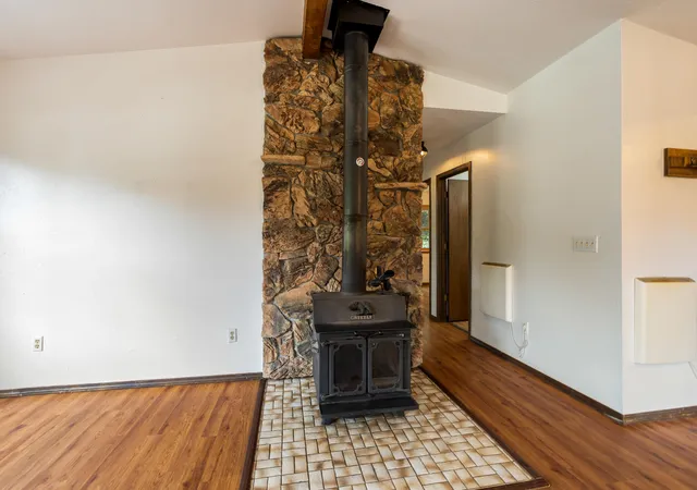 Photo 4 of Sale Pending at 504 Elk Trl, Jemez Springs, NM 87025 | MLS# 1110313 | Listing updated on 2026-09-08