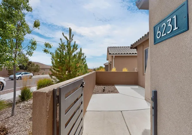 Photo 4 of Single family home for sale at 6231 Bryce Cyn Ln NE, Rio Rancho, NM 87144 | MLS# 1110318 | Listing updated on 2026-09-10