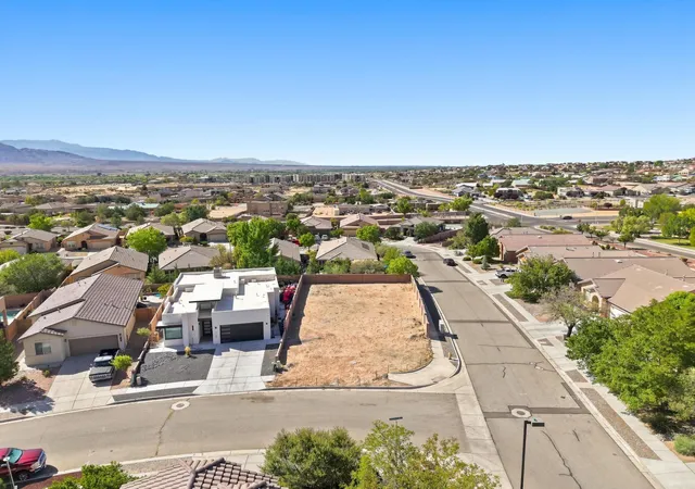 Photo 4 of Sale Pending at 7101 Skagway Dr NE, Rio Rancho, NM 87144 | MLS# 1110326 | Listing updated on 2026-09-09