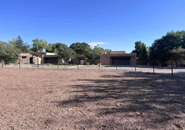 Photo 4 of Land for sale at 932 Hacienda Dr NW, Albuquerque, NM 87114 | MLS# 1110335 | Listing updated on 2026-09-03