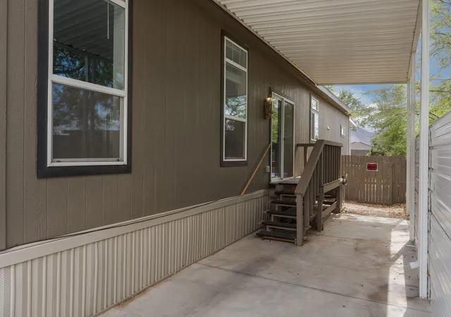 Photo 3 of Manufactured home for sale at 11704 Wild Horse Trl SE, Albuquerque, NM 87123 | MLS# 1110338 | Listing updated on 2026-09-11