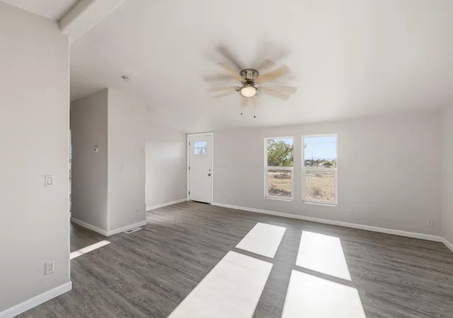 Photo 2 of Manufactured home for sale at 4 Mesita Ln, Los Lunas, NM 87031 | MLS# 1110342 | Listing updated on 2026-09-11