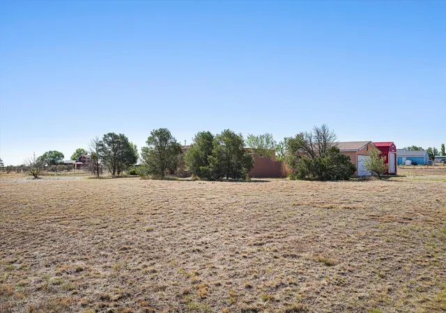 Photo 3 of Sale Pending at 15 Lacy Rd, Edgewood, NM 87015 | MLS# 1110357 | Listing updated on 2026-09-07