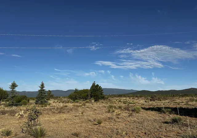 Photo 1 of Sale Pending at 33 San Pablo Ln, Edgewood, NM 87015 | MLS# 1110377 | Listing updated on 2026-09-11