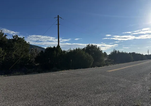 Photo 3 of Sale Pending at 33 San Pablo Ln, Edgewood, NM 87015 | MLS# 1110377 | Listing updated on 2026-09-11