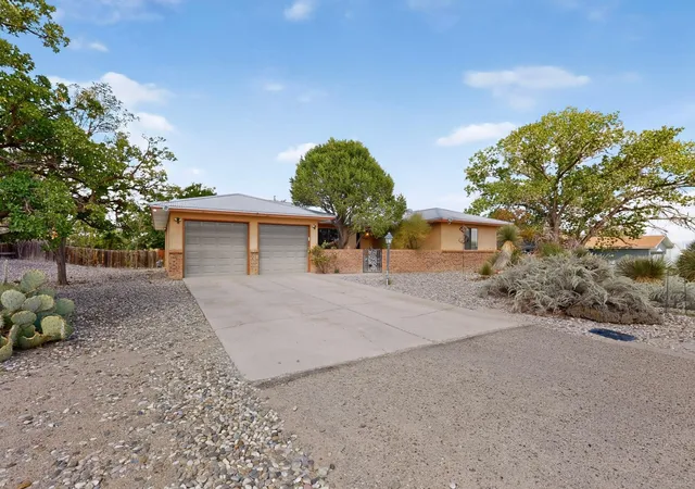 Photo 3 of Sale Pending at 1445 Sunset Rd Se, Rio Rancho, NM 87124 | MLS# 1110382 | Listing updated on 2026-09-08