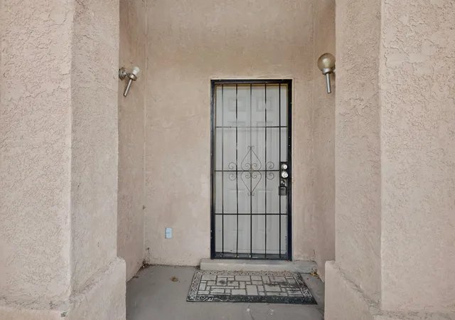 Photo 3 of Single family home for sale at 1833 Strawberry Dr Ne, Rio Rancho, NM 87144 | MLS# 1110390 | Listing updated on 2026-09-14