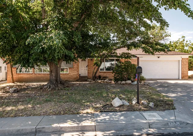 Photo 2 of Single family home for sale at 12205 Victoria Fls Dr Ne, Albuquerque, NM 87111 | MLS# 1110396 | Listing updated on 2026-09-08