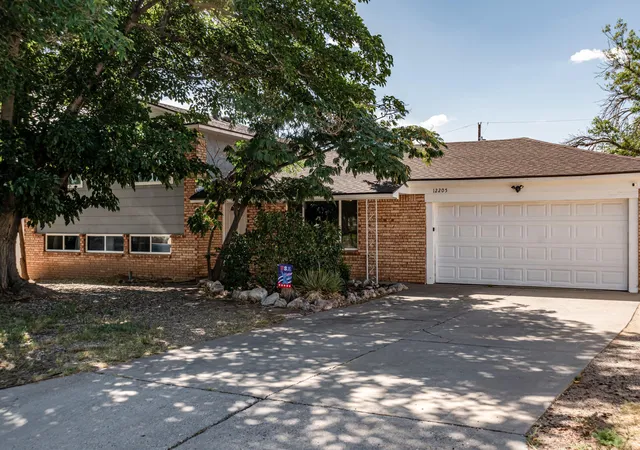Photo 3 of Single family home for sale at 12205 Victoria Fls Dr Ne, Albuquerque, NM 87111 | MLS# 1110396 | Listing updated on 2026-09-08