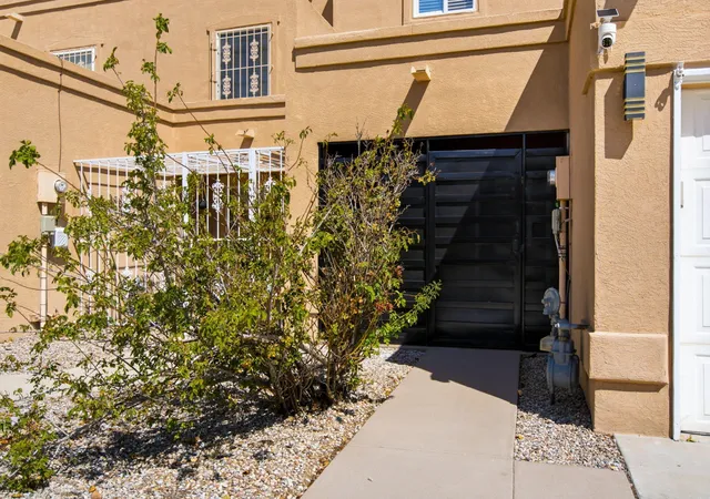 Photo 2 of Townhouse for sale at 2944 Quail Pointe Dr NW, Albuquerque, NM 87120 | MLS# 1110374 | Listing updated on 2026-09-09