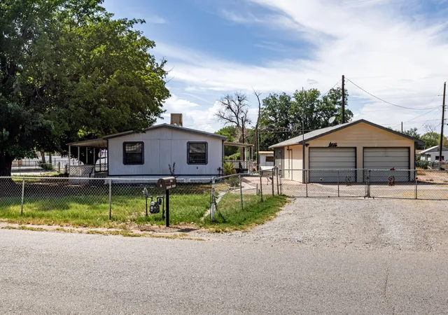 Photo 1 of Manufactured home for sale at 07 Mount Laurel St, Los Lunas, NM 87031 | MLS# 1110398 | Listing updated on 2026-09-04