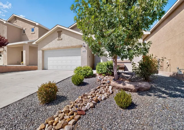 Photo 2 of Single family home for sale at 10039 Andrews Ave Sw, Albuquerque, NM 87121 | MLS# 1110386 | Listing updated on 2026-09-04