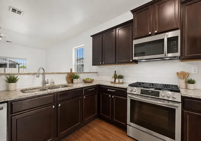 Photo 4 of Single family home for sale at 10039 Andrews Ave SW, Albuquerque, NM 87121 | MLS# 1110386 | Listing updated on 2026-09-04
