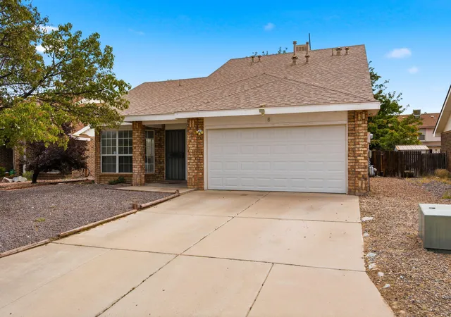 Photo 2 of Single family home for sale at 8 Apache Plume Rd, Los Lunas, NM 87031 | MLS# 1110424 | Listing updated on 2026-09-04
