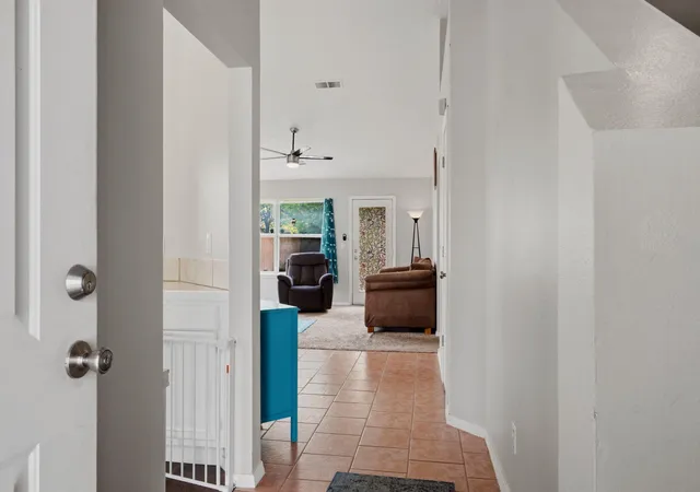 Photo 4 of Single family home for sale at 8 Apache Plume Rd, Los Lunas, NM 87031 | MLS# 1110424 | Listing updated on 2026-09-04