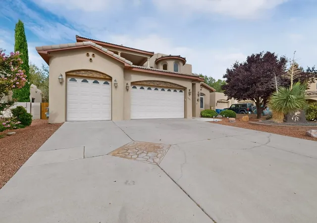 Photo 2 of Single family home for sale at 1220 Blanca Ave Nw, Los Lunas, NM 87031 | MLS# 1110427 | Listing updated on 2026-09-05