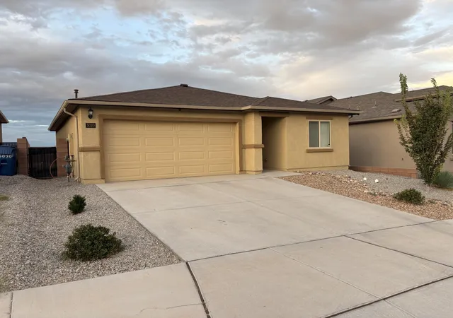 Photo 2 of Single family home for sale at 5020 Grace St Sw, Los Lunas, NM 87031 | MLS# 1110458 | Listing updated on 2026-09-17
