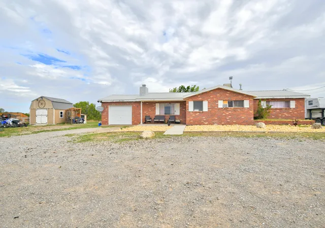 Single family home for sale at 12 Melrose Pl, Edgewood, NM 87015 | MLS# 1110482