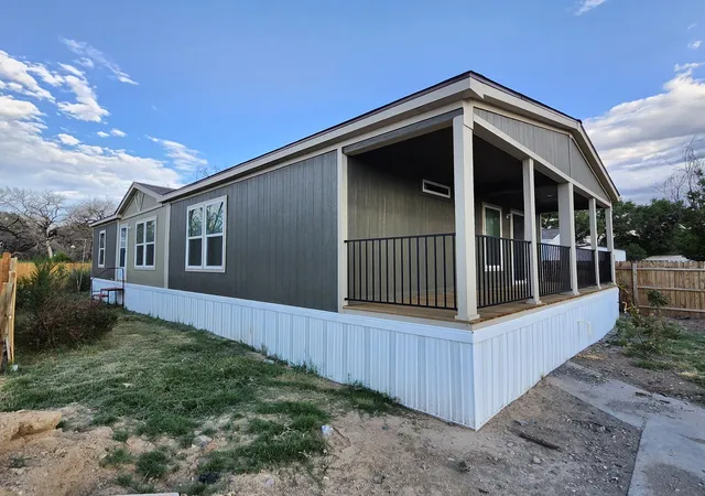 Manufactured home for sale at 1212 Las Rosas Dr SE, Los Lunas, NM 87031 | MLS# 1110484