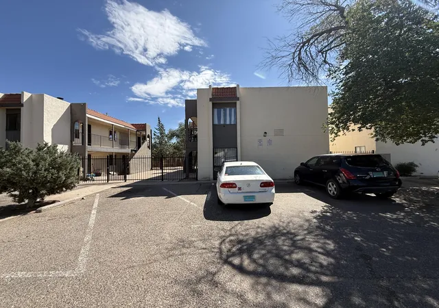 Photo 1 of Multi family home for sale at 536 Palomas Dr Se, Albuquerque, NM 87108 | MLS# 1110498 | Listing updated on 2026-09-05