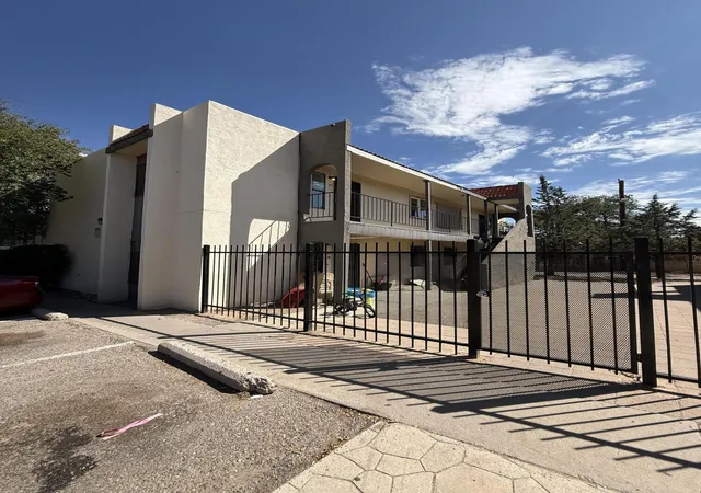 Photo 2 of Multi family home for sale at 532 Palomas Dr Se, Albuquerque, NM 87108 | MLS# 1110497 | Listing updated on 2026-09-06