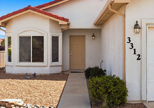 Photo 3 of Sale Pending at 3312 Rio Linda Dr SW, Albuquerque, NM 87121 | MLS# 1110513 | Listing updated on 2026-09-11