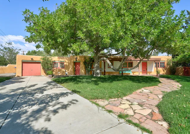 Single family home for sale at 5 Chacon Pl NW, Albuquerque, NM 87104 | MLS# 1110520