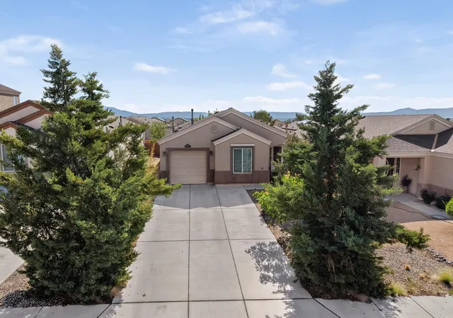 Photo 1 of Single family home for sale at 2826 Merlot Dr Sw, Albuquerque, NM 87121 | MLS# 1110526 | Listing updated on 2026-10-06