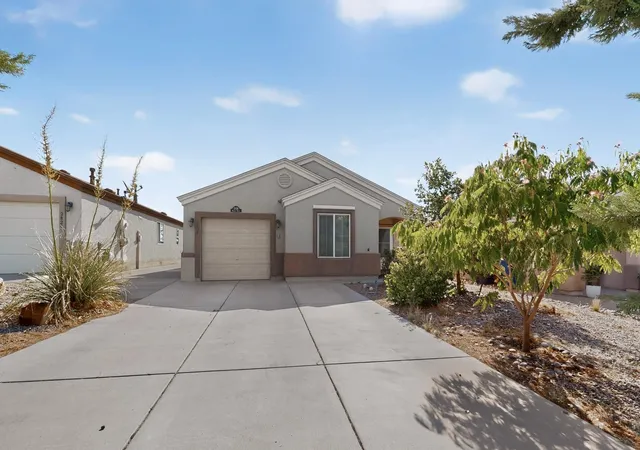 Photo 3 of Single family home for sale at 2826 Merlot Dr Sw, Albuquerque, NM 87121 | MLS# 1110526 | Listing updated on 2026-10-06