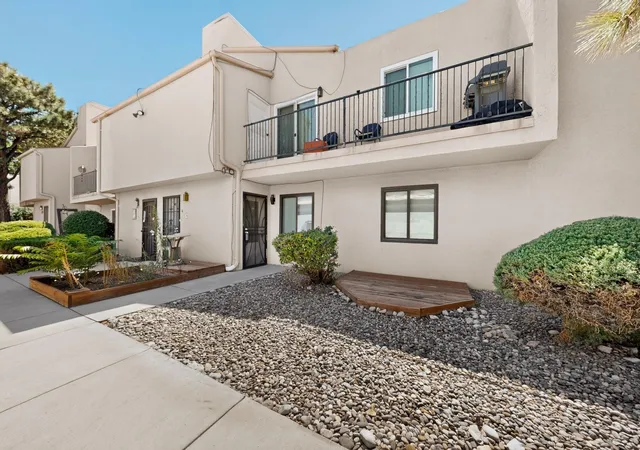 Photo 3 of Condo for sale at 3501 Juan Tabo Blvd Ne #H3, Albuquerque, NM 87111 | MLS# 1110532 | Listing updated on 2026-09-23
