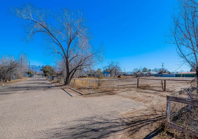 Photo 3 of Land for sale at 520 Sandia View Rd Nw, Los Ranchos, NM 87107 | MLS# 1110536 | Listing updated on 2026-09-06