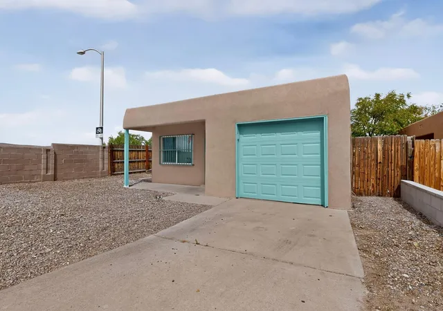 Photo 2 of Single family home for sale at 6075 Redlands Rd Nw, Albuquerque, NM 87120 | MLS# 1110552 | Listing updated on 2026-10-04