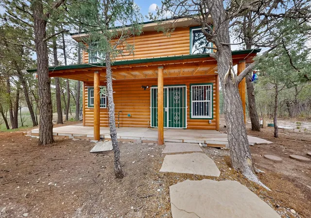 Photo 2 of Sale Pending at 26 Roadrunner Rd, Tijeras, NM 87059 | MLS# 1110554 | Listing updated on 2026-09-14
