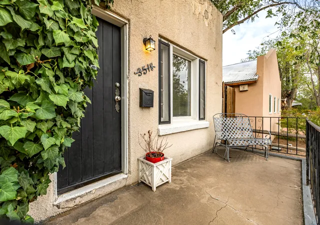 Photo 3 of Sale Pending at 3518 Campus Blvd Ne, Albuquerque, NM 87106 | MLS# 1110560 | Listing updated on 2026-09-16