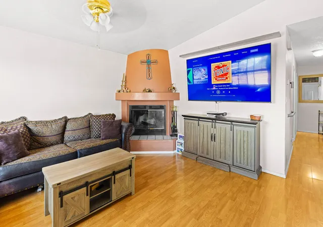 Photo 3 of Single family home for sale at 3 Scott Rd, Edgewood, NM 87015 | MLS# 1110567 | Listing updated on 2026-09-08