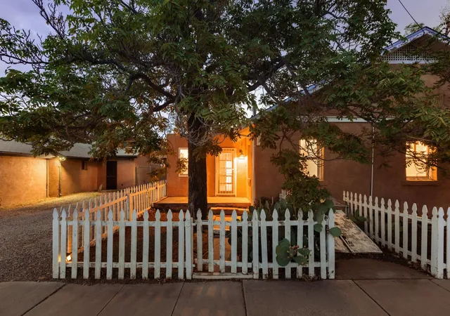 Photo 3 of Multi family home for sale at 901 7th Street Nw, Albuquerque, NM 87102 | MLS# 1110575 | Listing updated on 2026-09-10