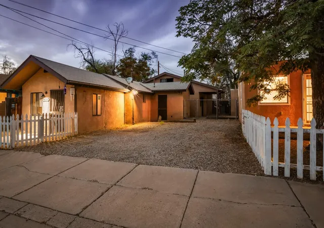 Photo 3 of Multi family home for sale at 901 7th Street NW, Albuquerque, NM 87102 | MLS# 1110575 | Listing updated on 2026-10-01