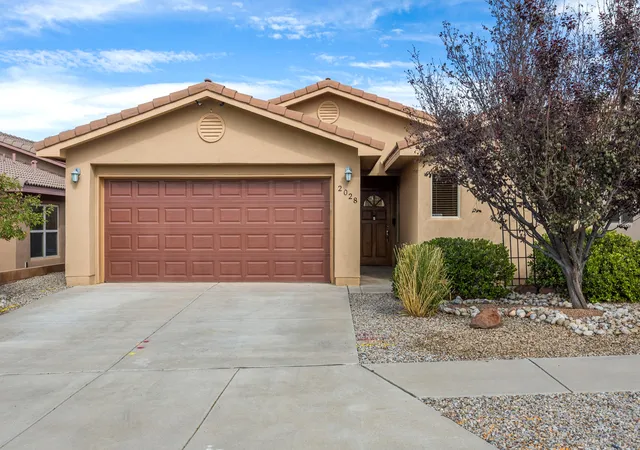 Photo 1 of Single family home for sale at 2028 Mountaineer Dr Se, Albuquerque, NM 87123 | MLS# 1110578 | Listing updated on 2026-09-29