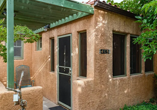 Photo 2 of Single family home for sale at 415 Amherst Dr Ne, Albuquerque, NM 87106 | MLS# 1110604 | Listing updated on 2026-10-06