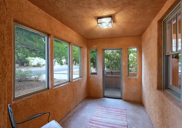 Photo 3 of Single family home for sale at 415 Amherst Dr Ne, Albuquerque, NM 87106 | MLS# 1110604 | Listing updated on 2026-10-06