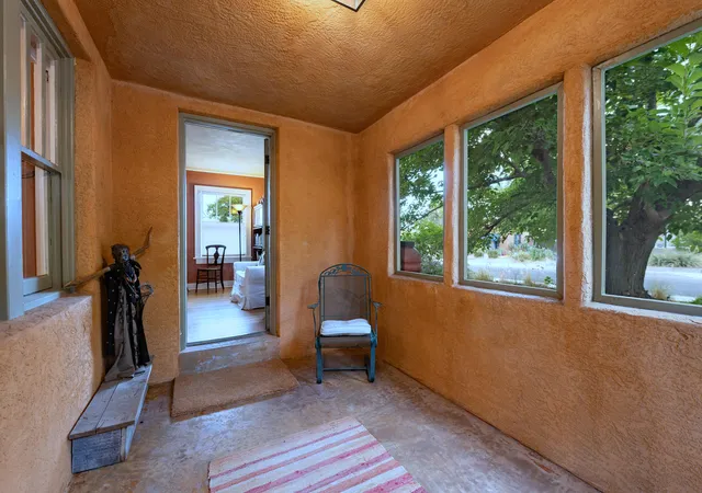 Photo 3 of Single family home for sale at 415 Amherst Dr NE, Albuquerque, NM 87106 | MLS# 1110604 | Listing updated on 2026-10-06