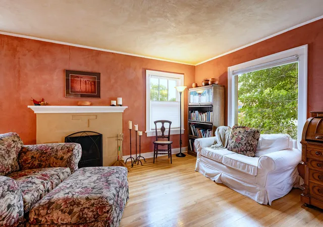 Photo 4 of Single family home for sale at 415 Amherst Dr NE, Albuquerque, NM 87106 | MLS# 1110604 | Listing updated on 2026-10-06