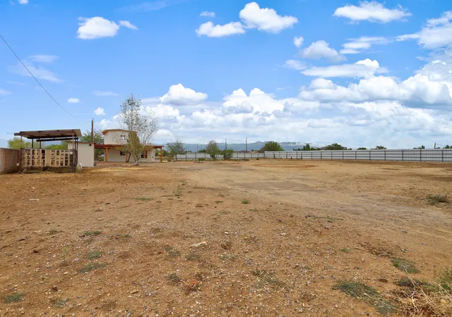 Photo 3 of Sale Pending at 139 San Diego Loop, Los Lunas, NM 87031 | MLS# 1110632 | Listing updated on 2026-09-11