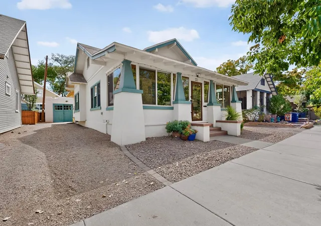 Photo 3 of Sale Pending at 222 14th Street Nw, Albuquerque, NM 87104 | MLS# 1110633 | Listing updated on 2026-09-13