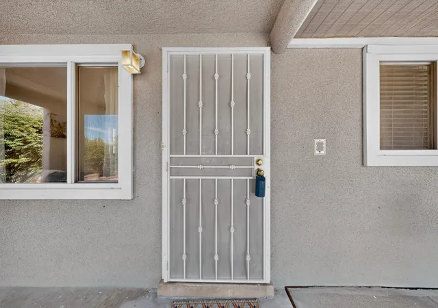Photo 4 of Single family home for sale at 3120 Madeira Dr NE, Albuquerque, NM 87110 | MLS# 1110646 | Listing updated on 2026-10-28