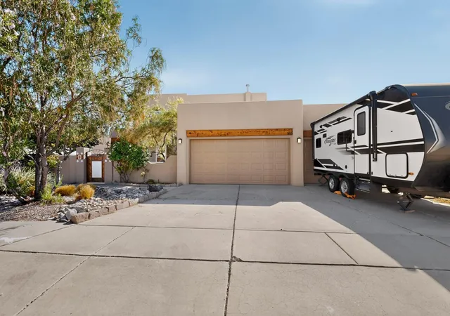 Photo 2 of Single family home for sale at 6116 Little Joe Pl Nw, Albuquerque, NM 87120 | MLS# 1110673 | Listing updated on 2026-09-10