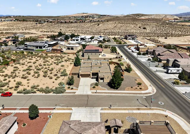 Photo 4 of Single family home for sale at 400 Holt Ct NE, Rio Rancho, NM 87124 | MLS# 1110690 | Listing updated on 2026-09-13
