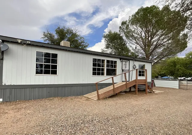 Photo 1 of Manufactured home for sale at 125 Al Seery Dr, Belen, NM 87002 | MLS# 1110693 | Listing updated on 2026-09-10