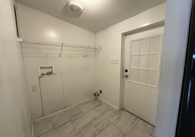 Photo 3 of Manufactured home for sale at 125 Al Seery Dr, Belen, NM 87002 | MLS# 1110693 | Listing updated on 2026-09-10
